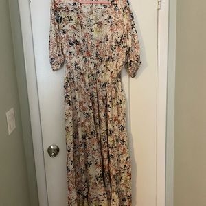 Kings road maxi dress with puff sleeves and tiered bottom